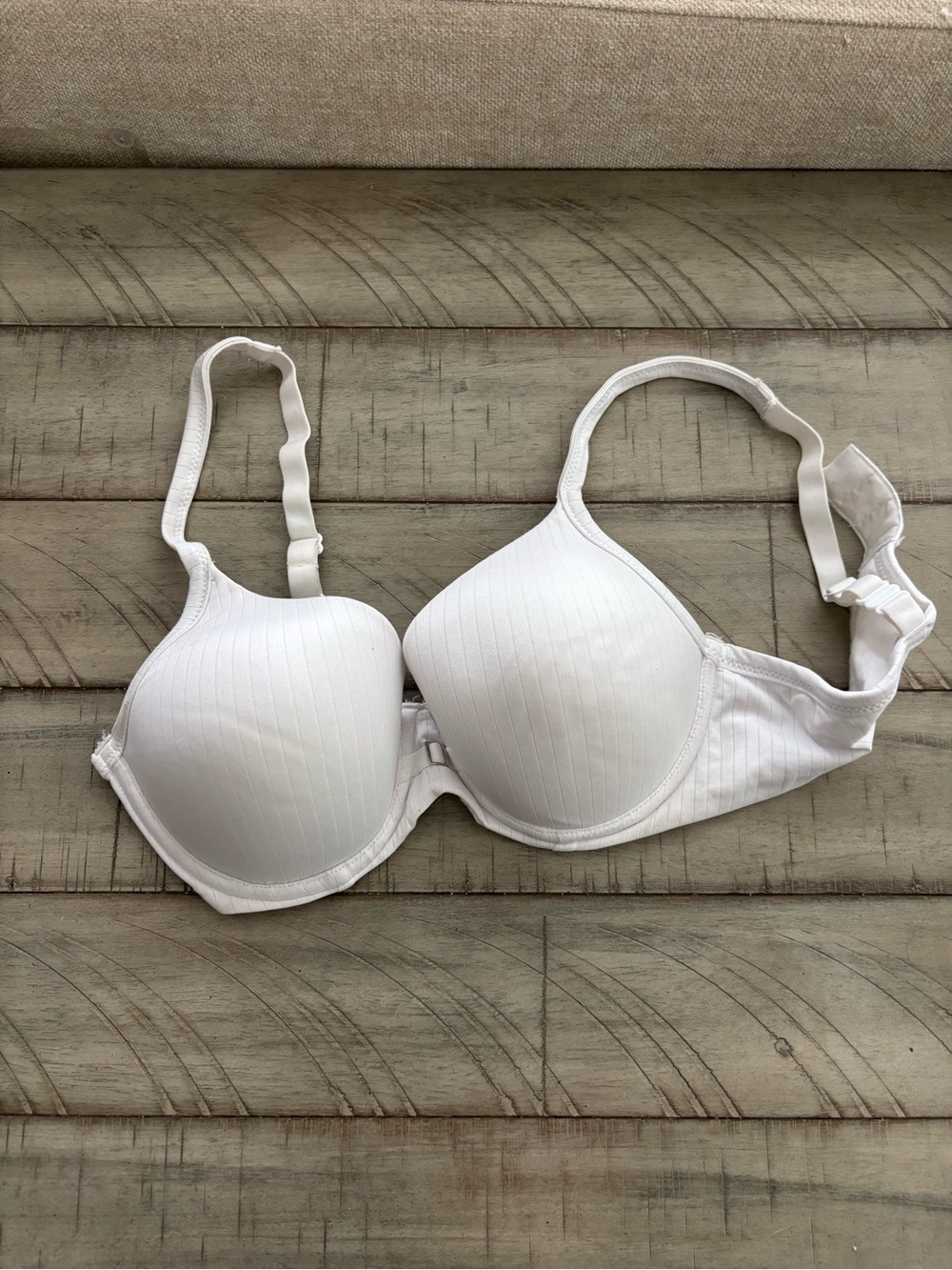 Hanes White T-Shirt Bra with Light Padding - Women Intimates & Sleepwear 34C